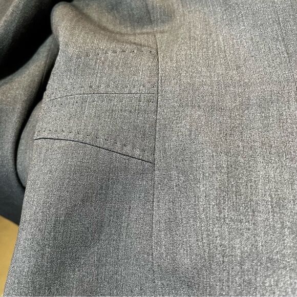 Calvin Klein 2-piece Suit Dark Gray Blazer size 2 - Picture 10 of 12